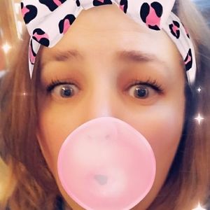 Meet your Posher, Kristin